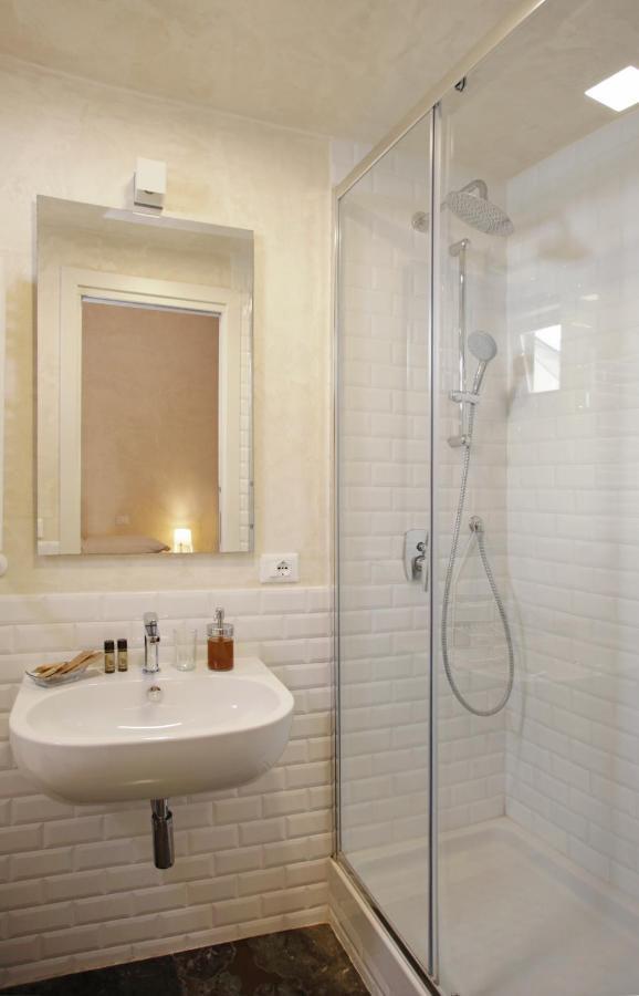 Casa Miqva - Rooms In Shared Apartment Palermo Exterior foto
